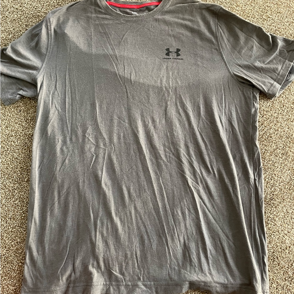 Under Armour Short Sleeve Shirt